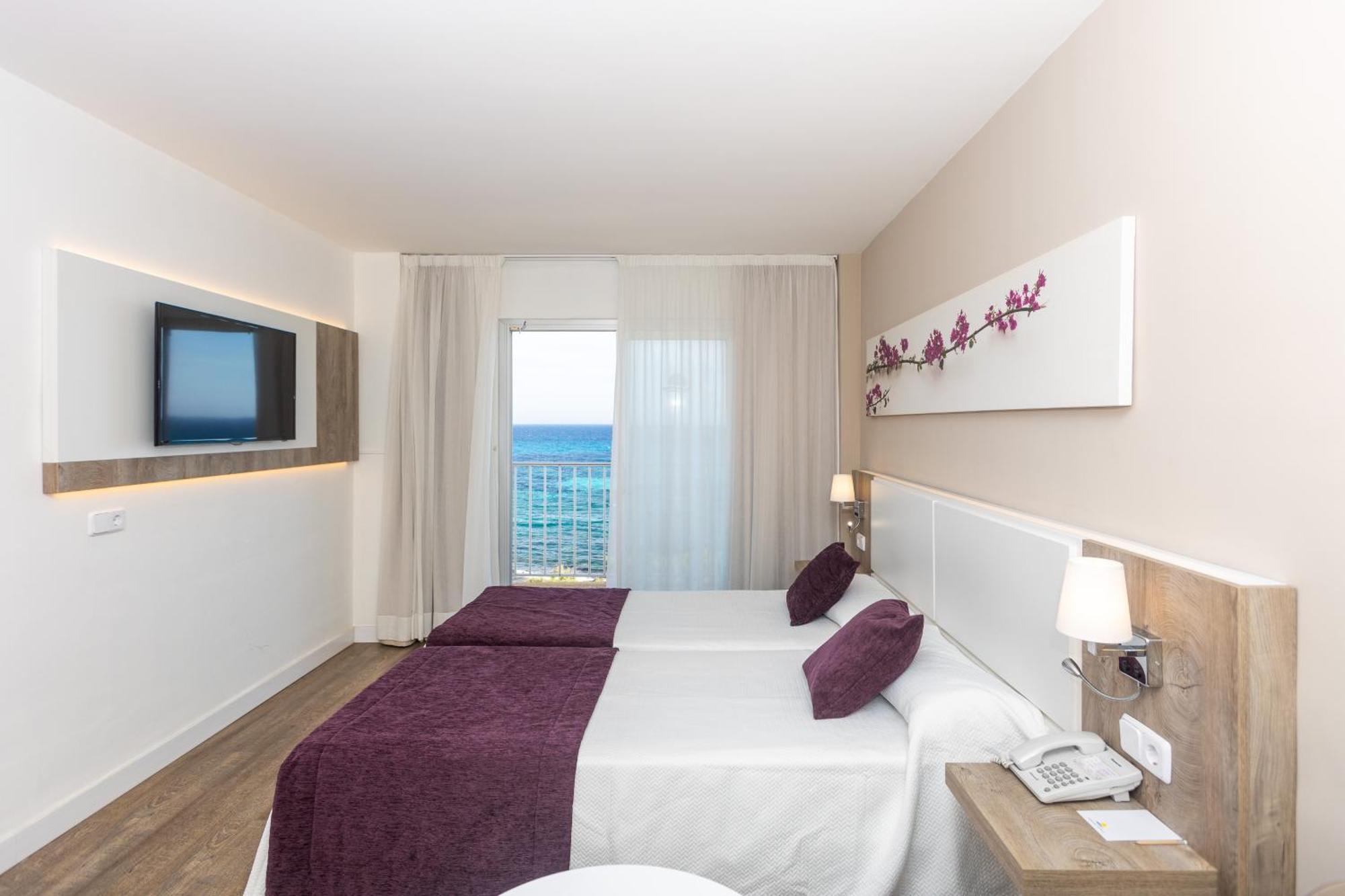 Hotel Brisa Marina (Adults Only) Сийот Екстериор снимка